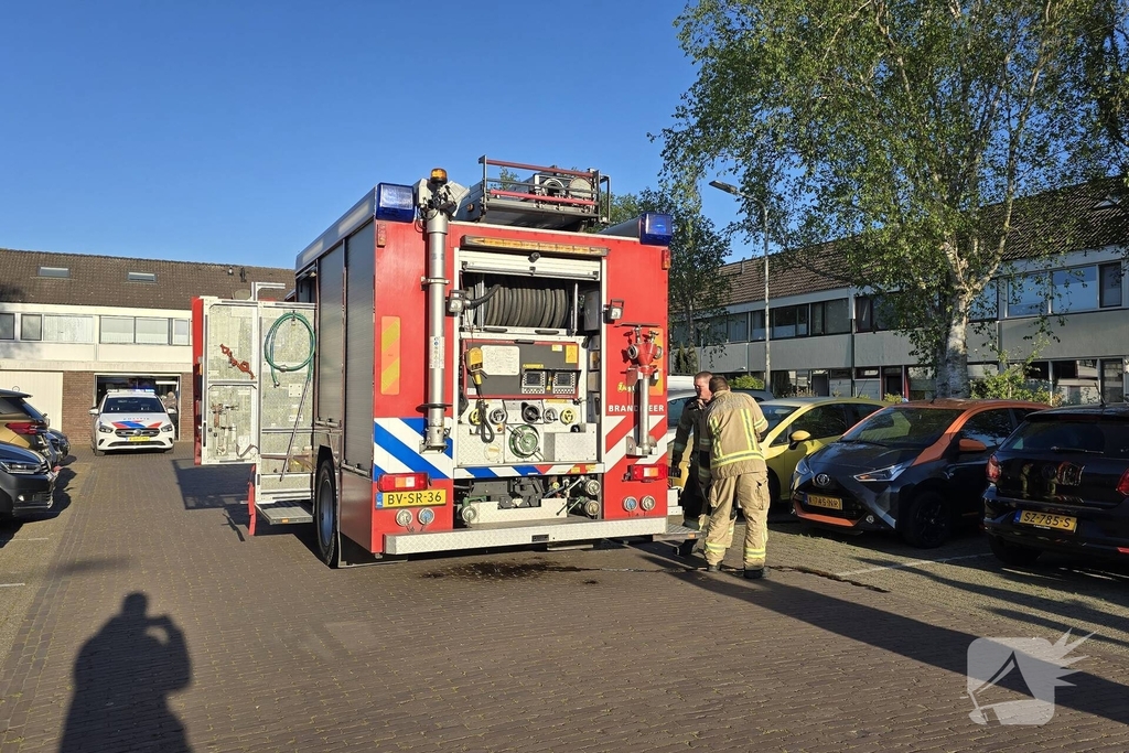 Woningbrand in aanbouw snel onder controle