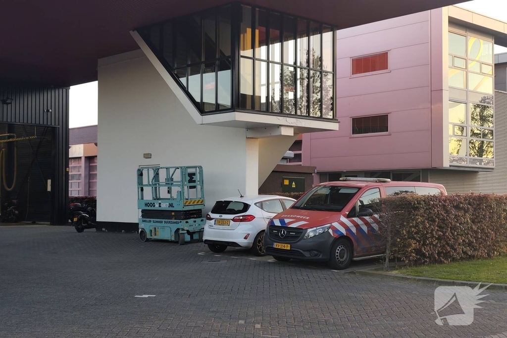 Brandweer ingezet voor brand in eigen voertuig