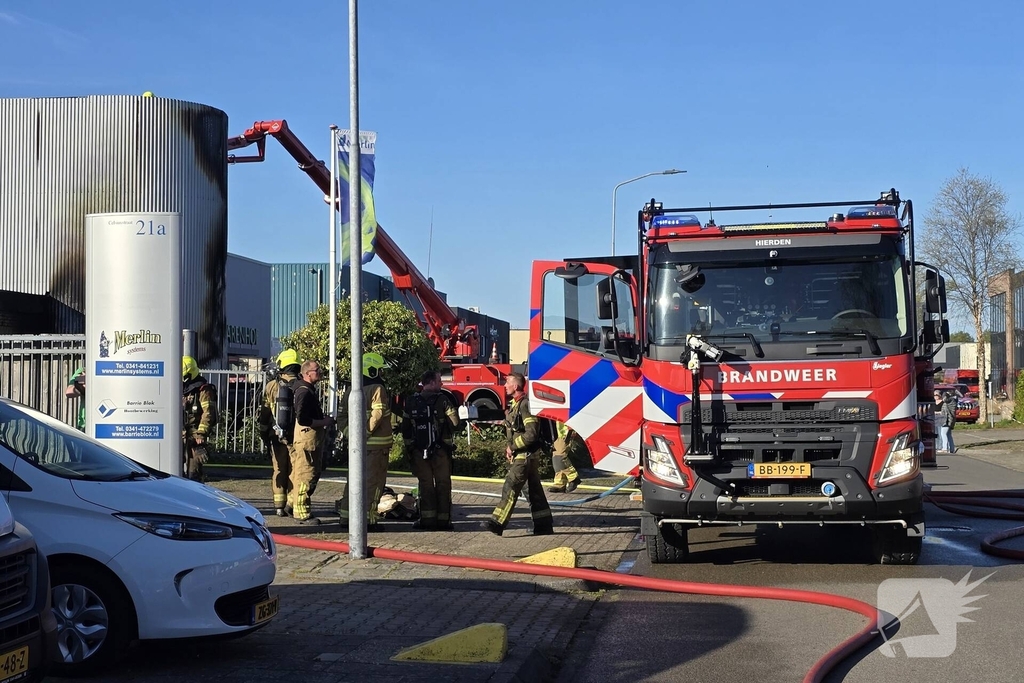 Grote inzet brandweer bij grote industriebrand