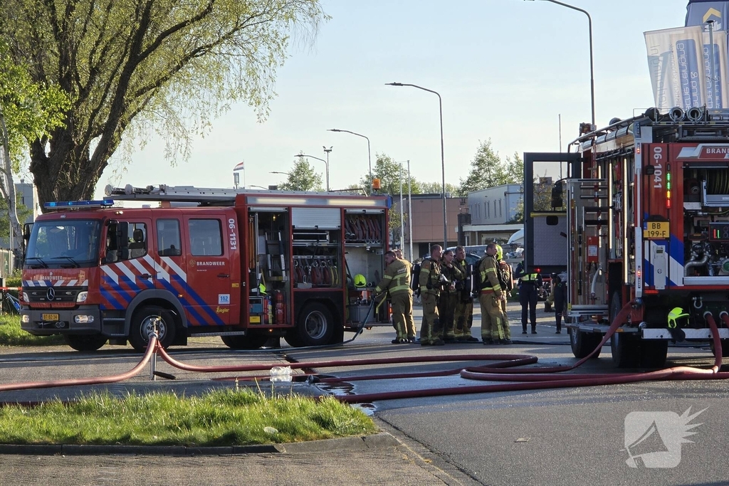 Grote inzet brandweer bij grote industriebrand
