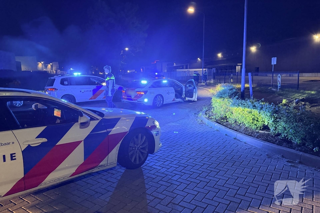 Achtervolging eindigt tegen bedrijfspand met aanhouding