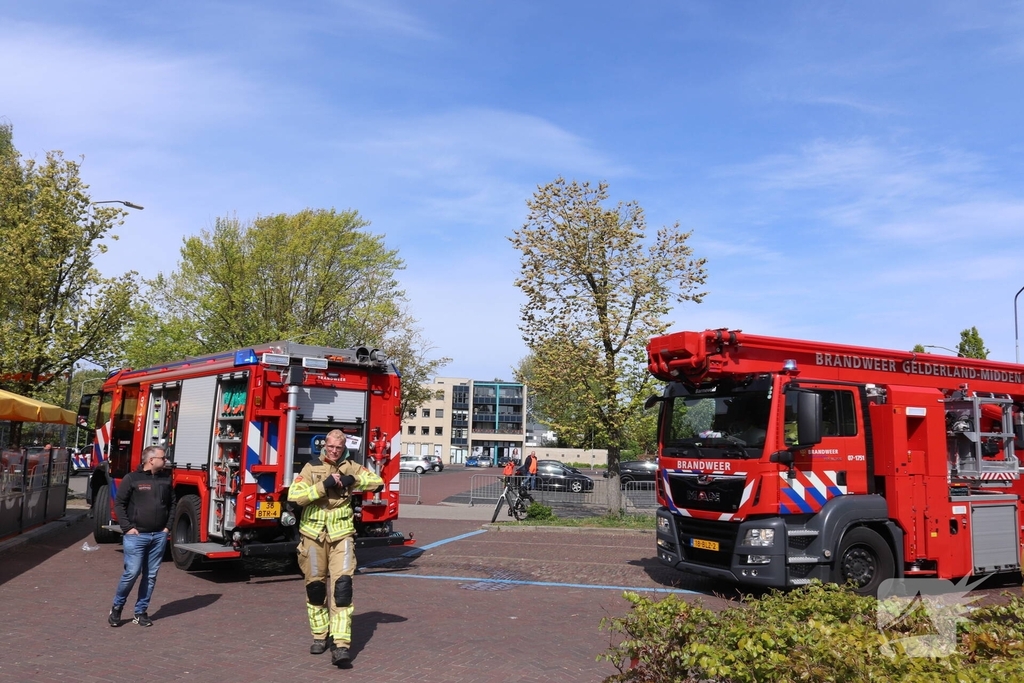 Brandweer snel ter plaatse bij woningbrand