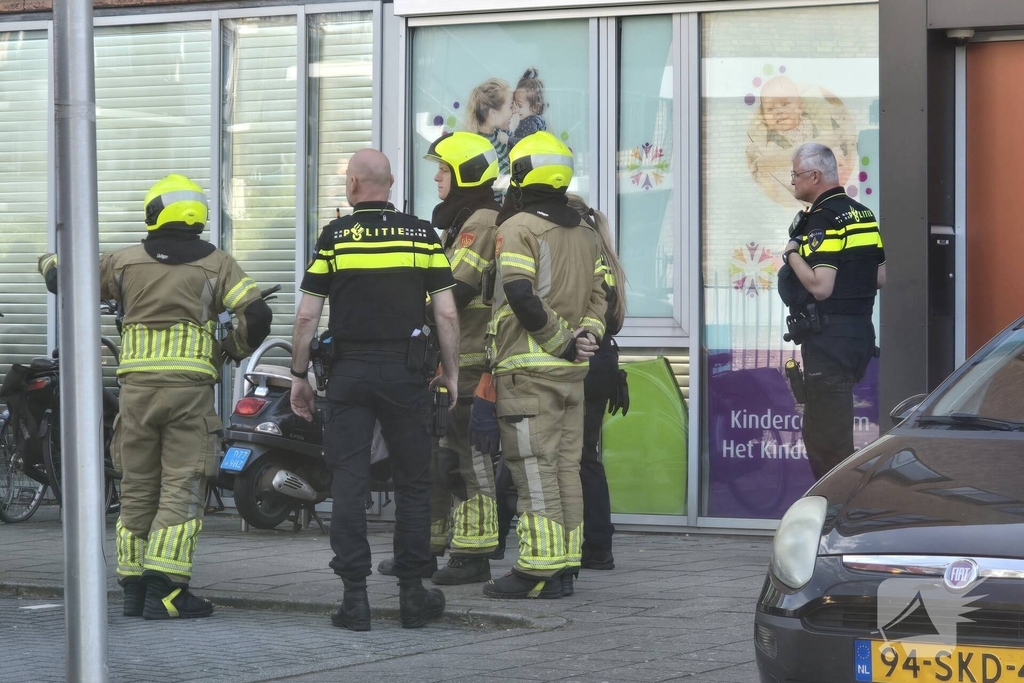 Hinderlijke lucht in pand leidt tot spoedactie