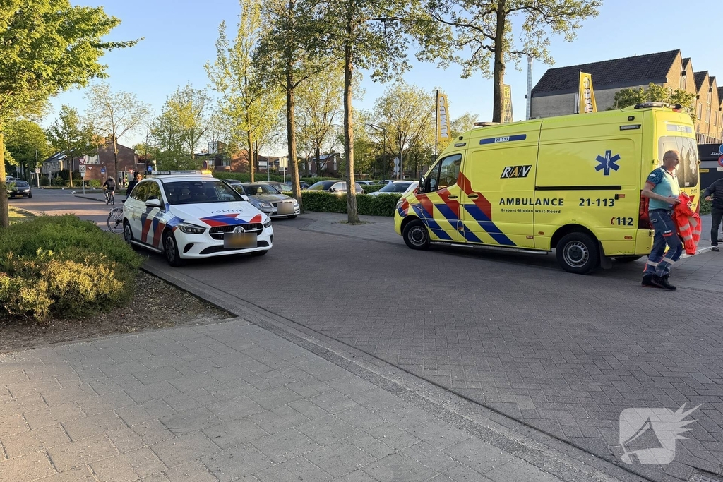 Fietser gewond na aanrijding met auto