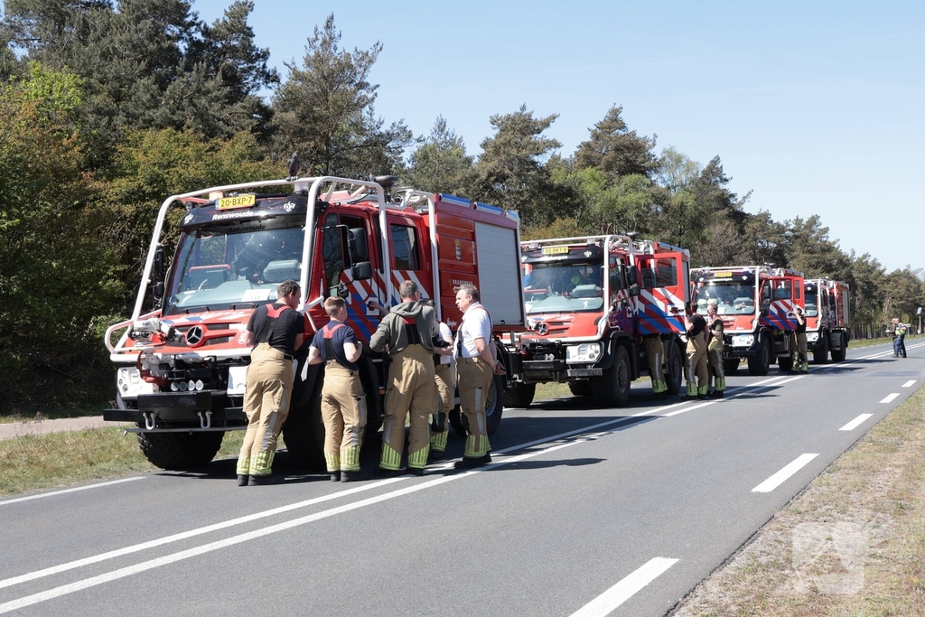Grote brand op oefenterrein defensie
