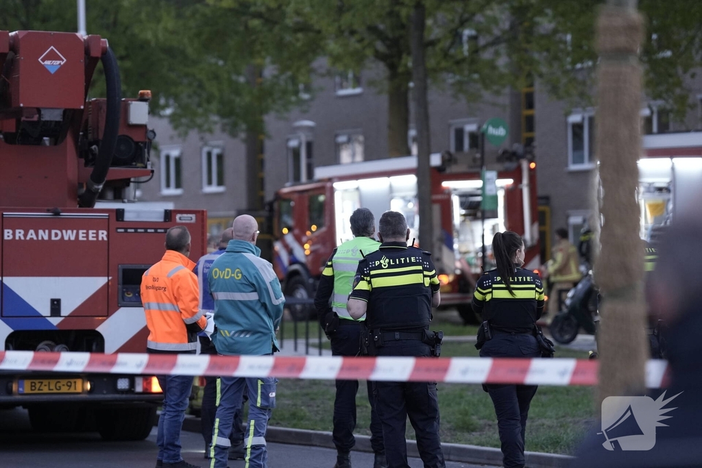 Brand in flatwoning veroorzaakt schade