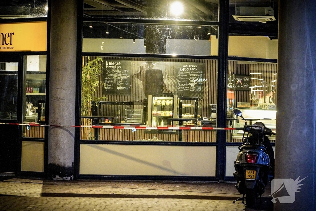 Winkel beschadigd bij schietpartij