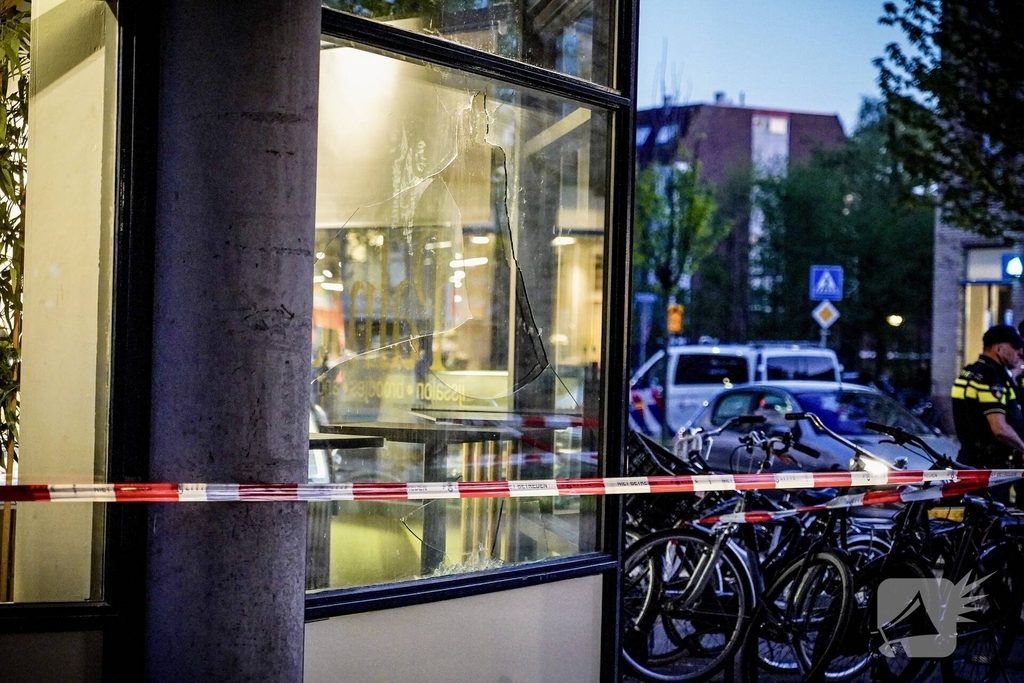 Winkel beschadigd bij schietpartij