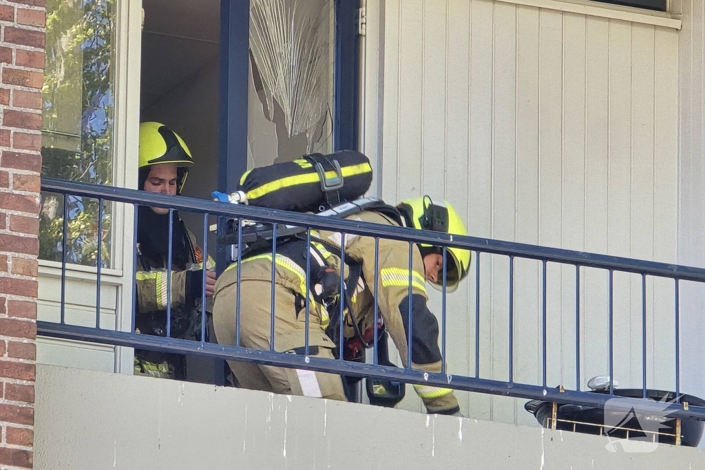 Woningbrand op balkon geblust