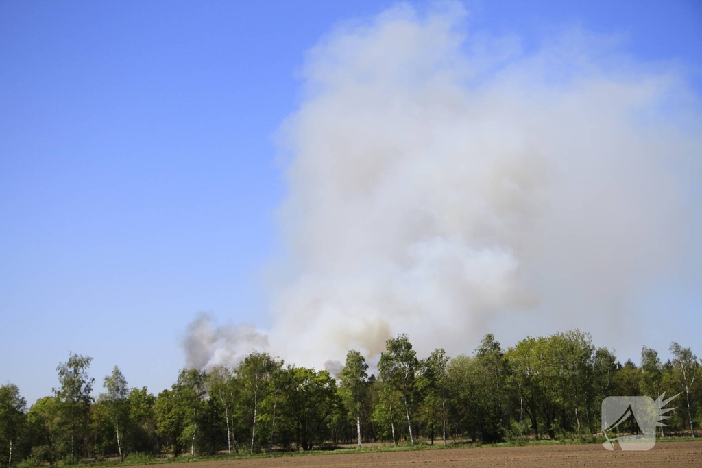 Heidebrand op oefenterrein Defensie snel opgeschaald