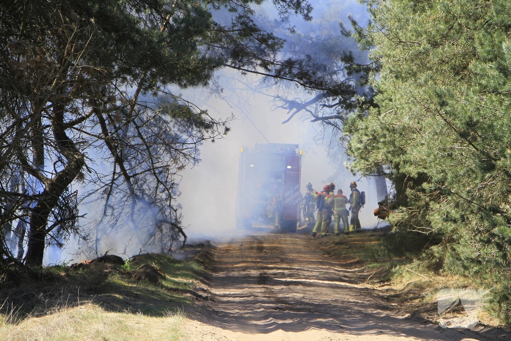 Heidebrand op oefenterrein Defensie snel opgeschaald