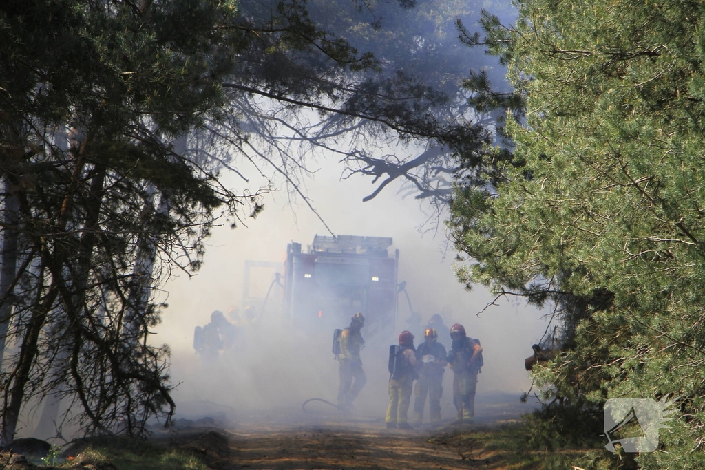Heidebrand op oefenterrein Defensie snel opgeschaald