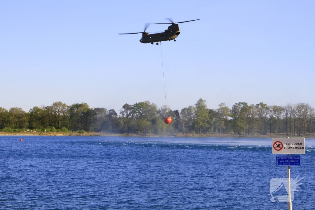 Heidebrand op oefenterrein Defensie snel opgeschaald