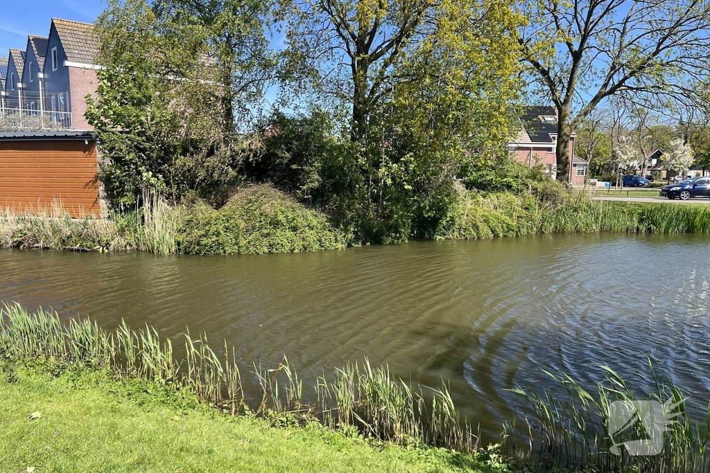 Brandweer reageert snel op buitenbrand in struiken