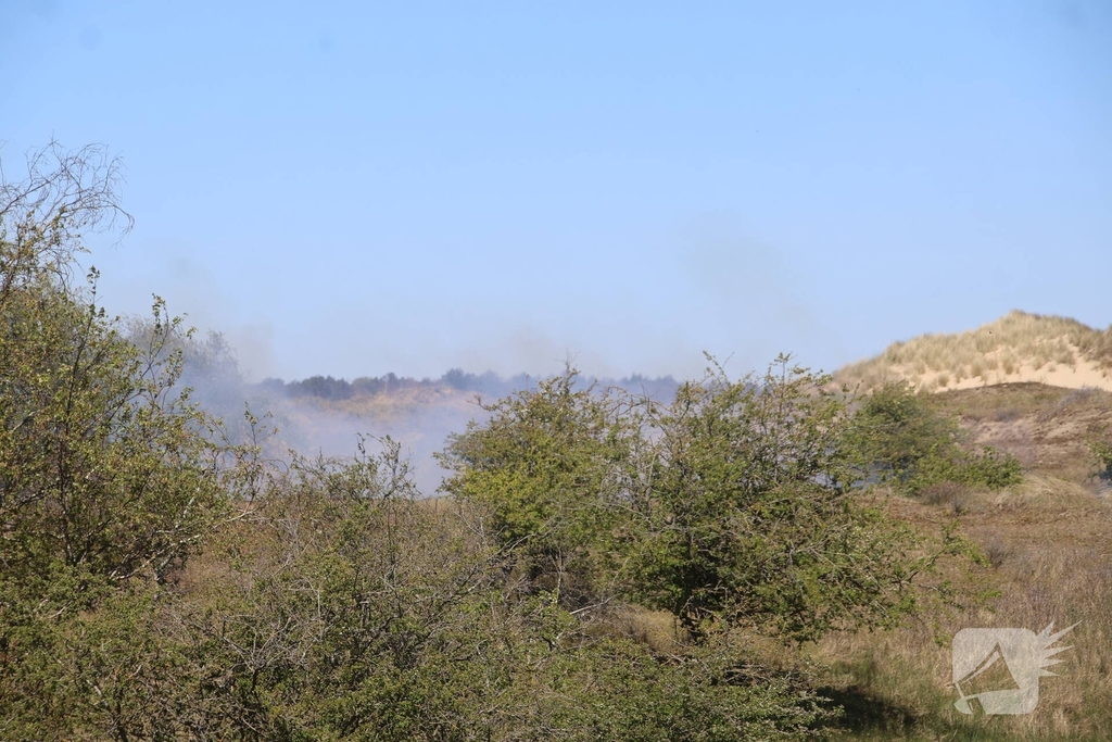 Brand in duingebied zorgt voor rookontwikkeling