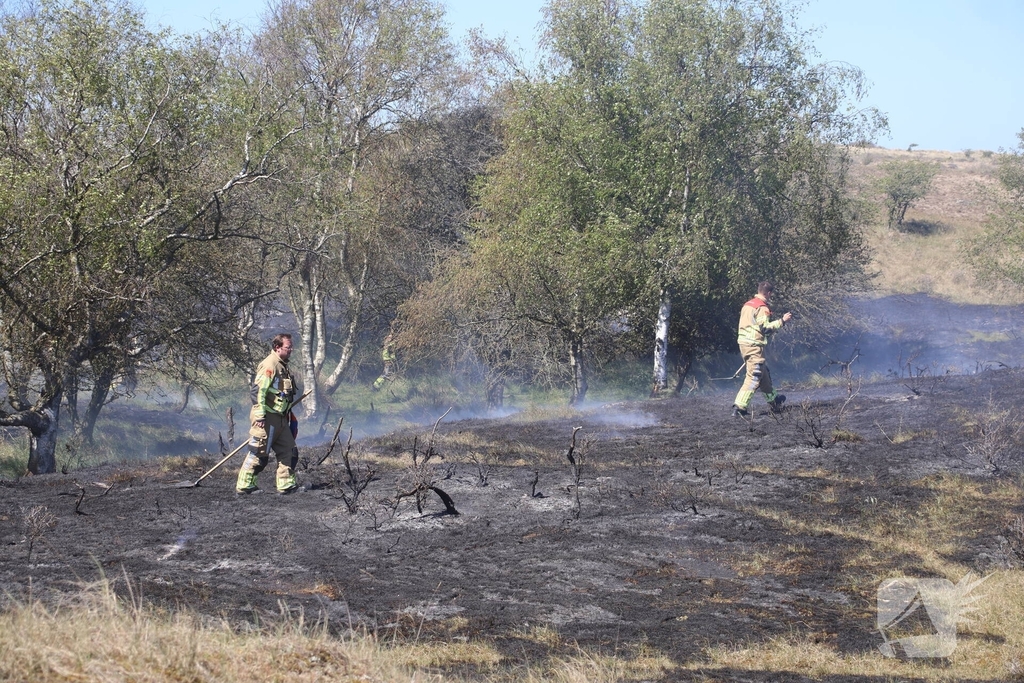 Brand in duingebied zorgt voor rookontwikkeling