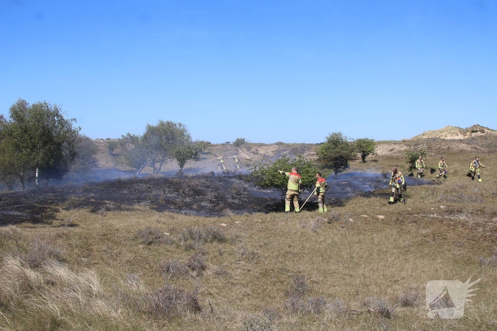 Brand in duingebied zorgt voor rookontwikkeling