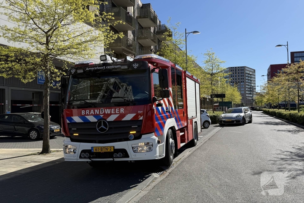 Handmelder parkeergarage ingedrukt