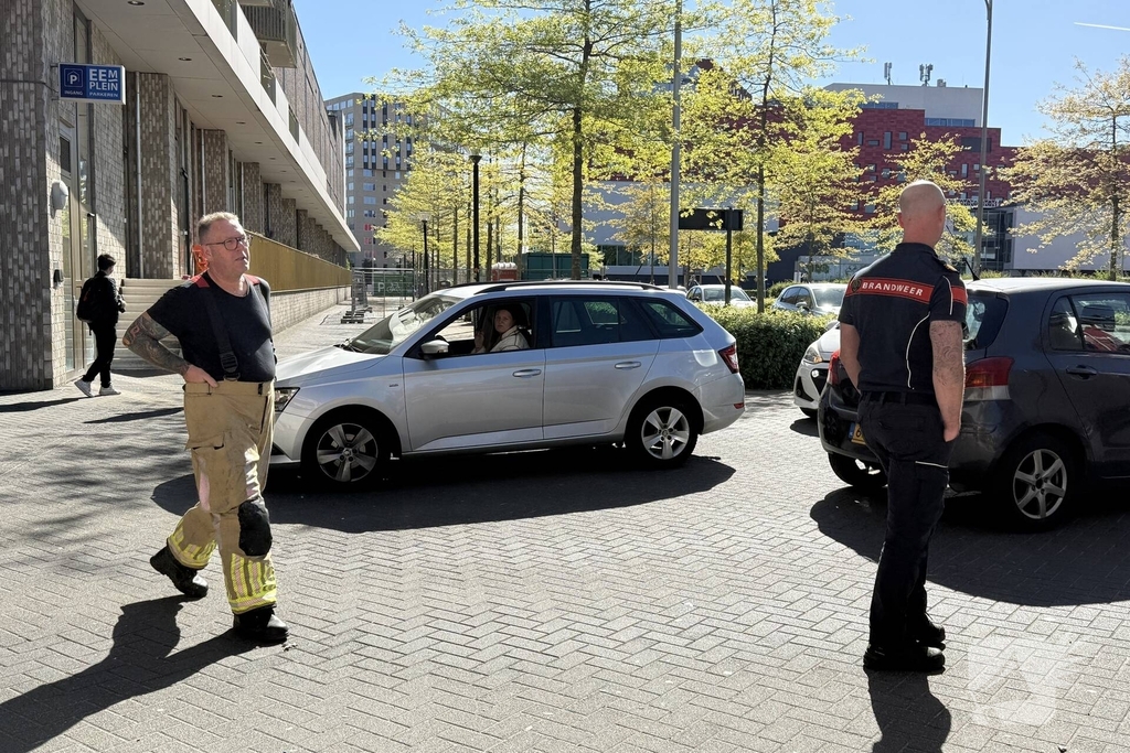 Handmelder parkeergarage ingedrukt