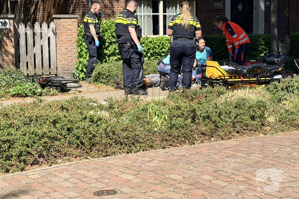 Fietser zwaargewond na val