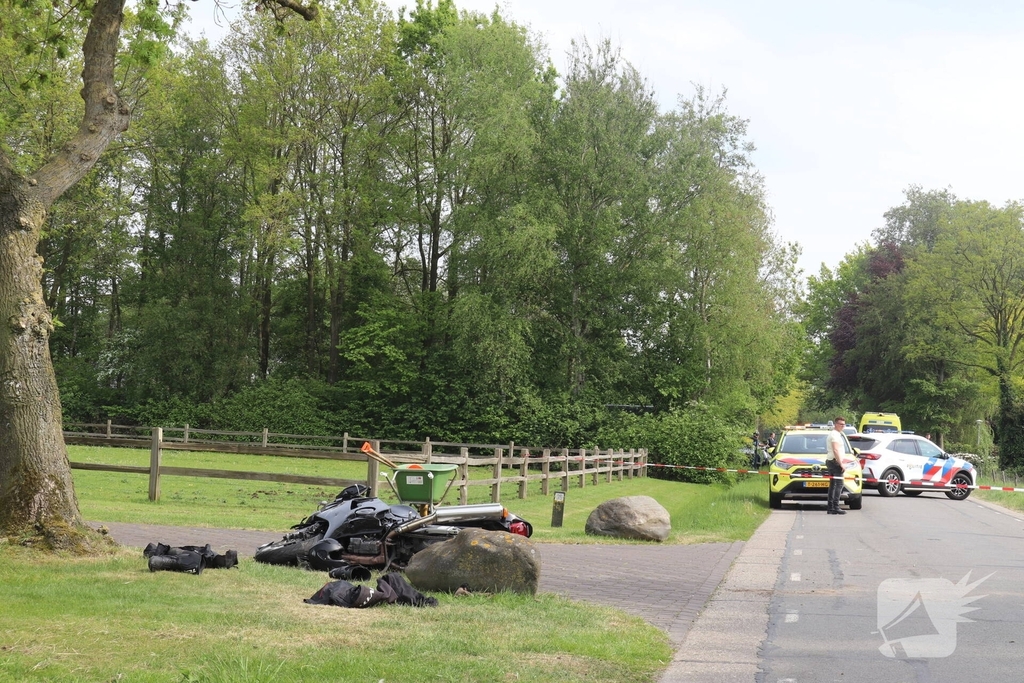 Motorrijder ernstig gewond bij ongeval, traumateam ingezet