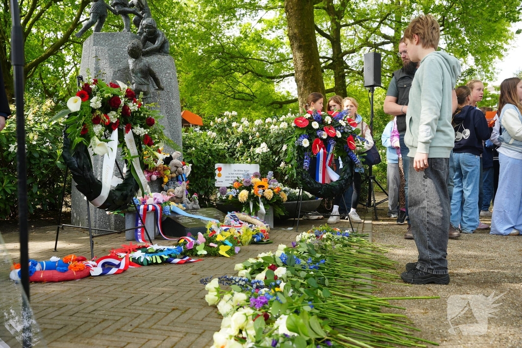Scholieren houden indrukwekkende herdenkingen