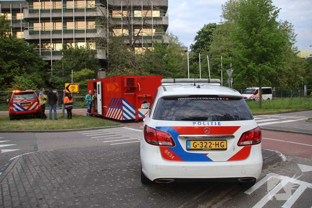 Blusrobot ingezet bij uitslaande brand in verlaten kantoorgebouw