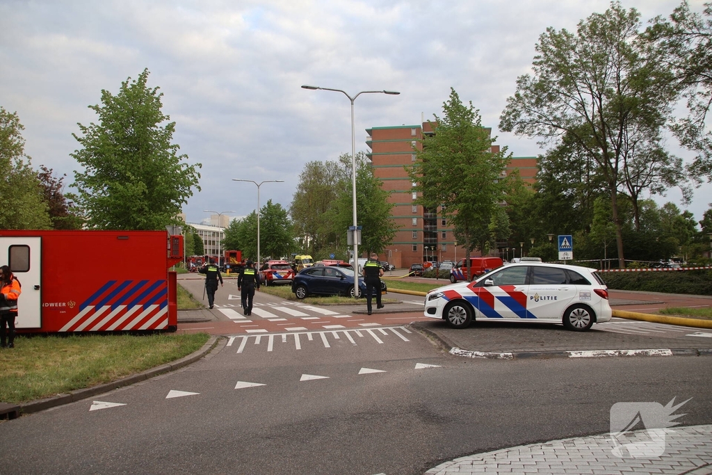 Blusrobot ingezet bij uitslaande brand in verlaten kantoorgebouw