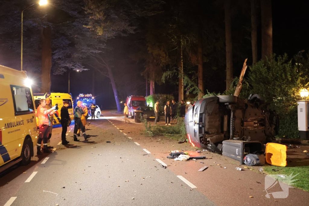 Zwaar ongeval leidt tot ziekenhuisopname bestuurder