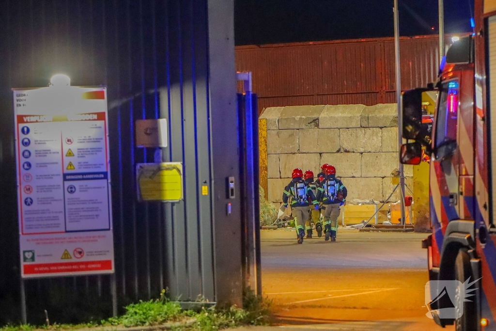Explosie tijdens brand bij metaalrecyclingbedrijf
