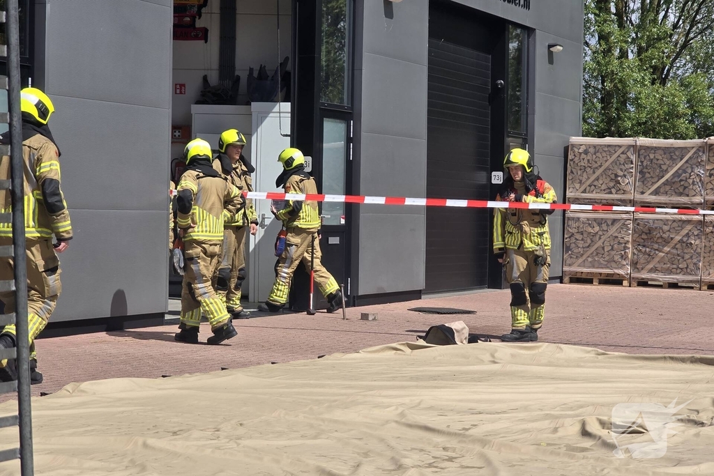 Onverwachte situatie bij opzetten partytent