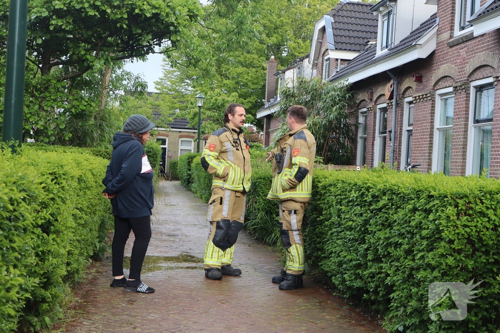 Brandweervoertuig loopt schade op bij inzet