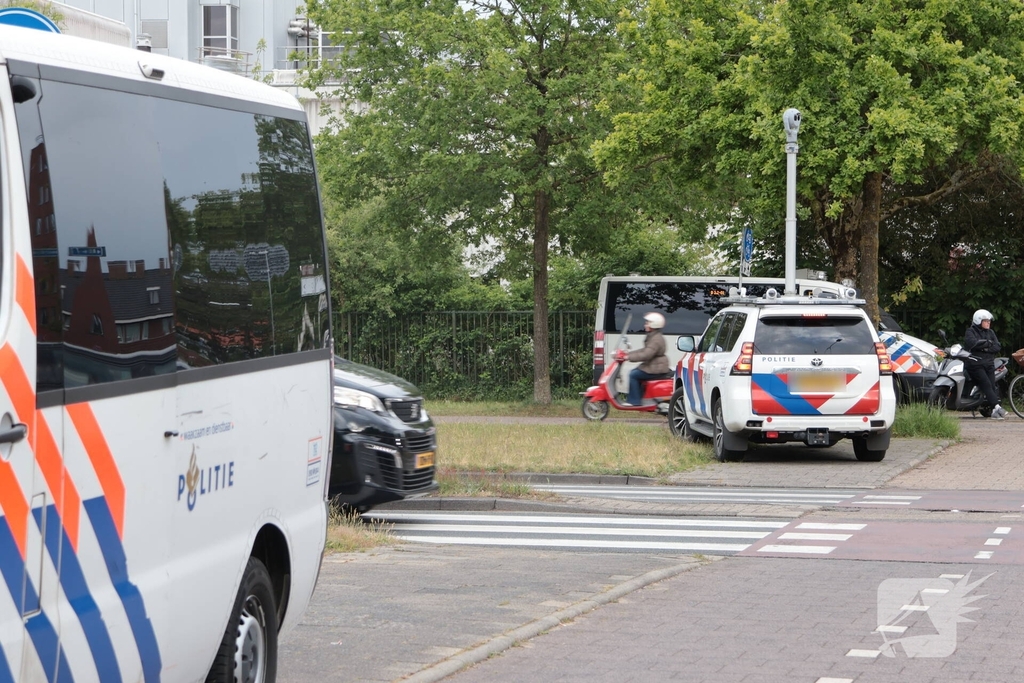 Waterwerper ingezet en veiligheidsrisicogebied na rellen