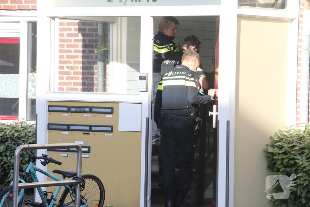 Persoon loopt steekwonden op na conflict