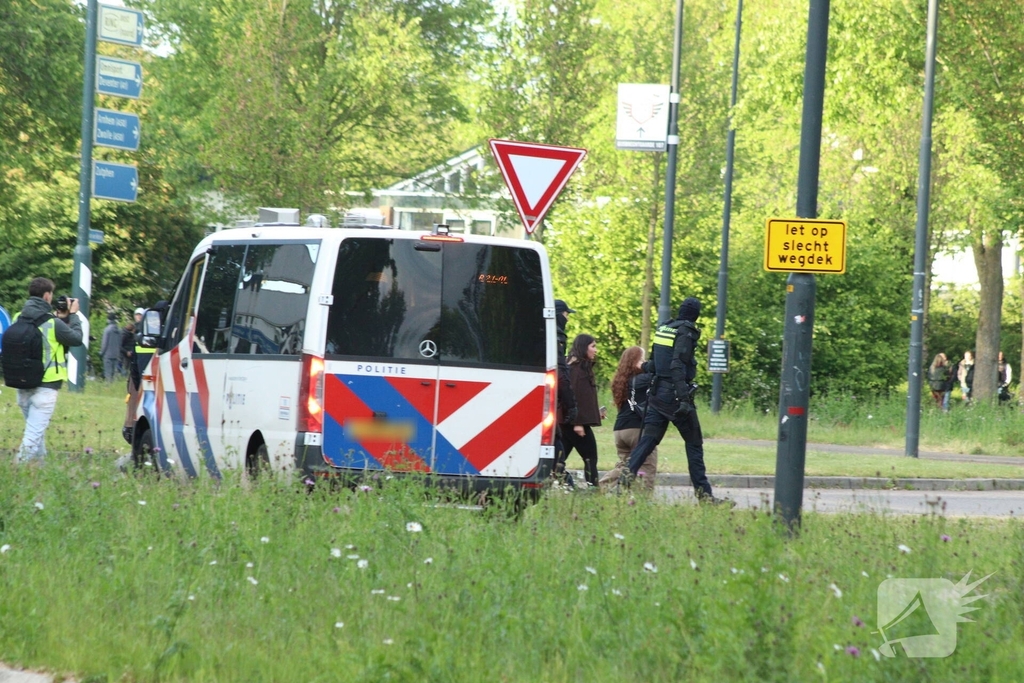 Politie beëindigd demonstratie tegen noodopvang asielzoekers