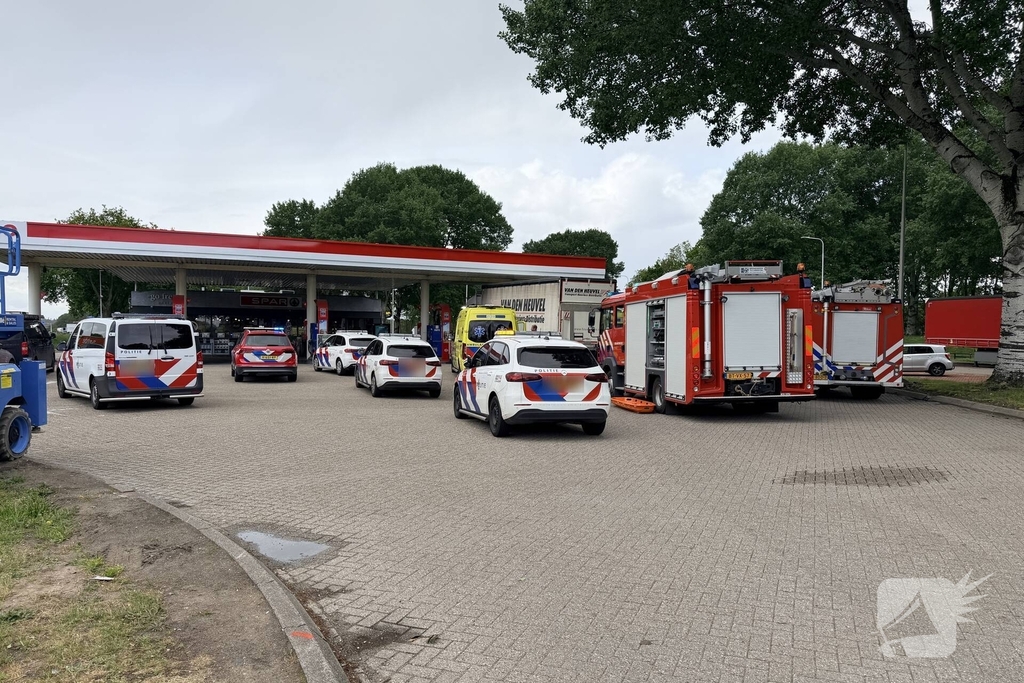 Vrouw overreden door vrachtwagen