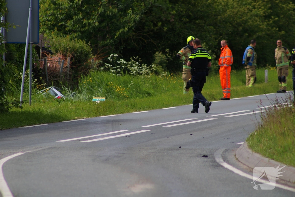 Bestuurder verliest controle over voertuig