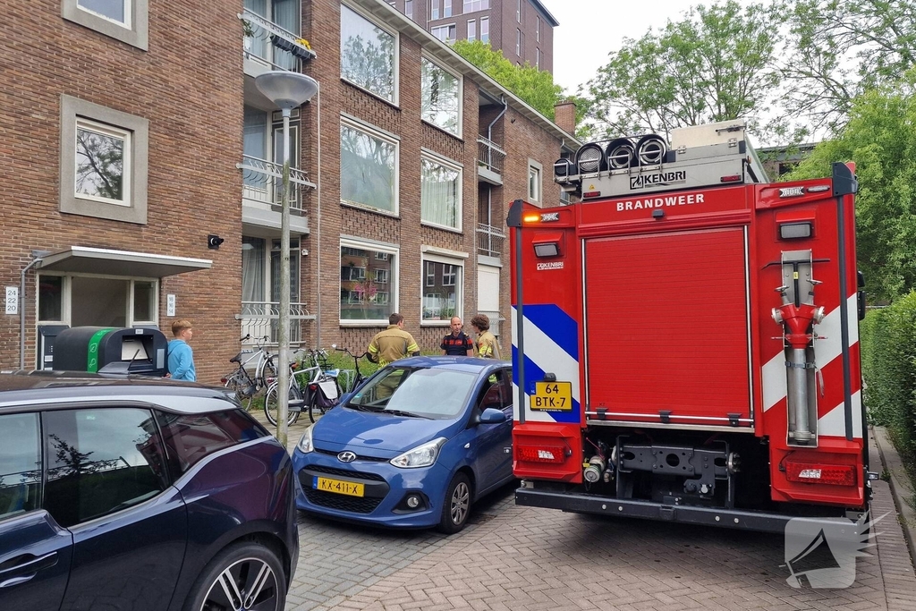 Brandweer onderzoekt mogelijke gaslucht