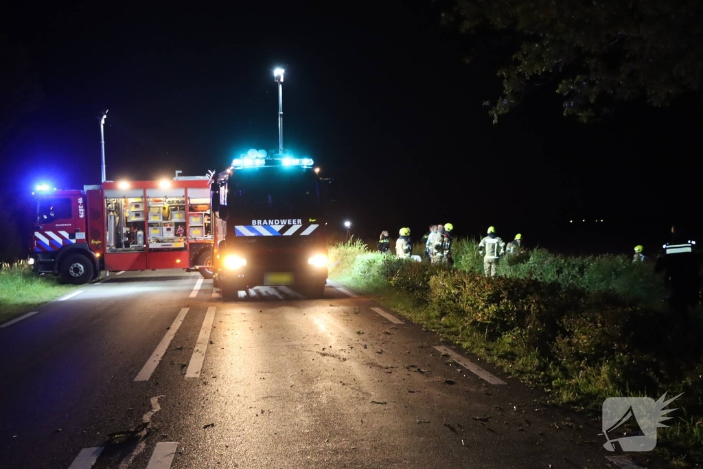 Auto belandt in sloot na ongeval