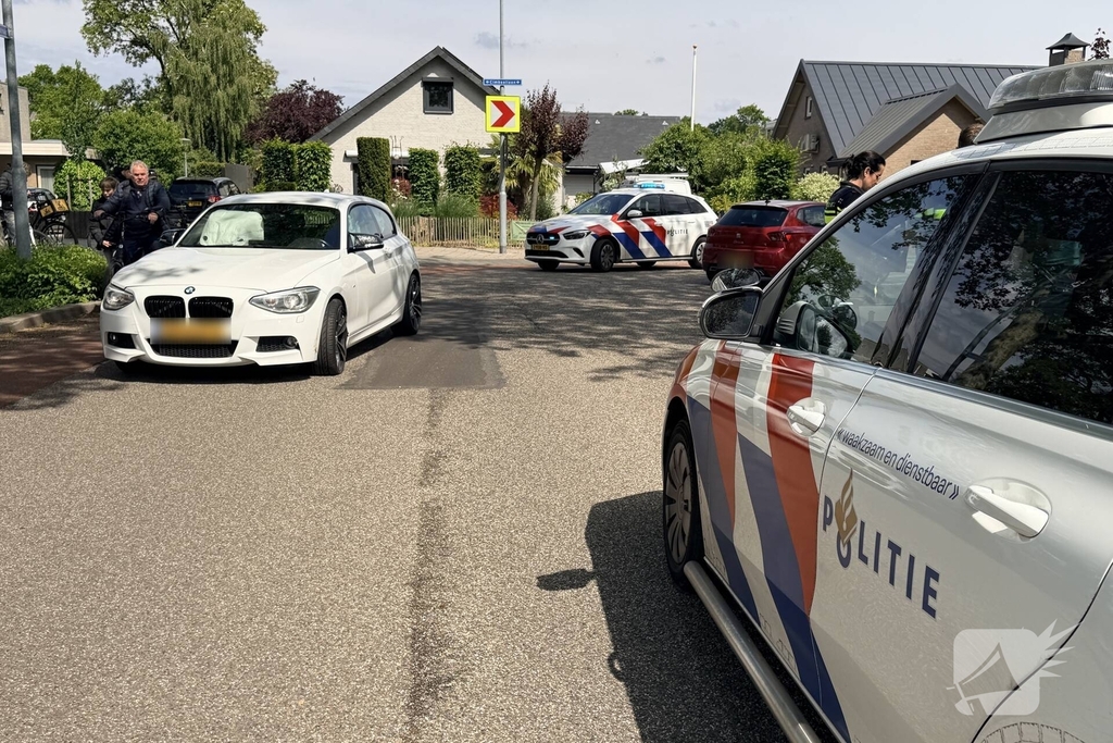 Aanrijding tussen twee voertuigen leidt tot aanhouding