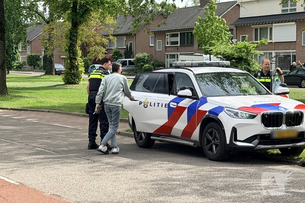 Aanrijding tussen twee voertuigen leidt tot aanhouding