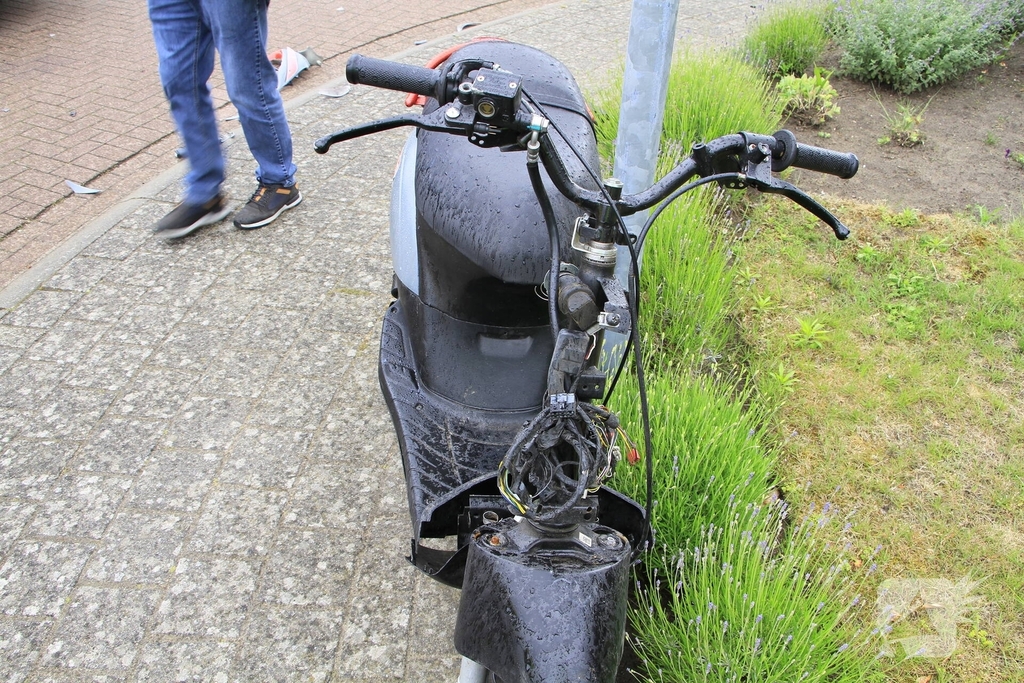 Scooterrijder zwaargewond bij ongeval