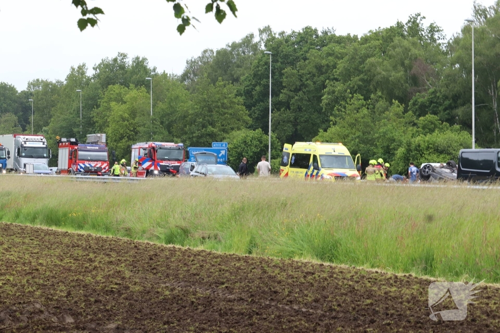 Traumahelikopter ingezet bij aanrijding