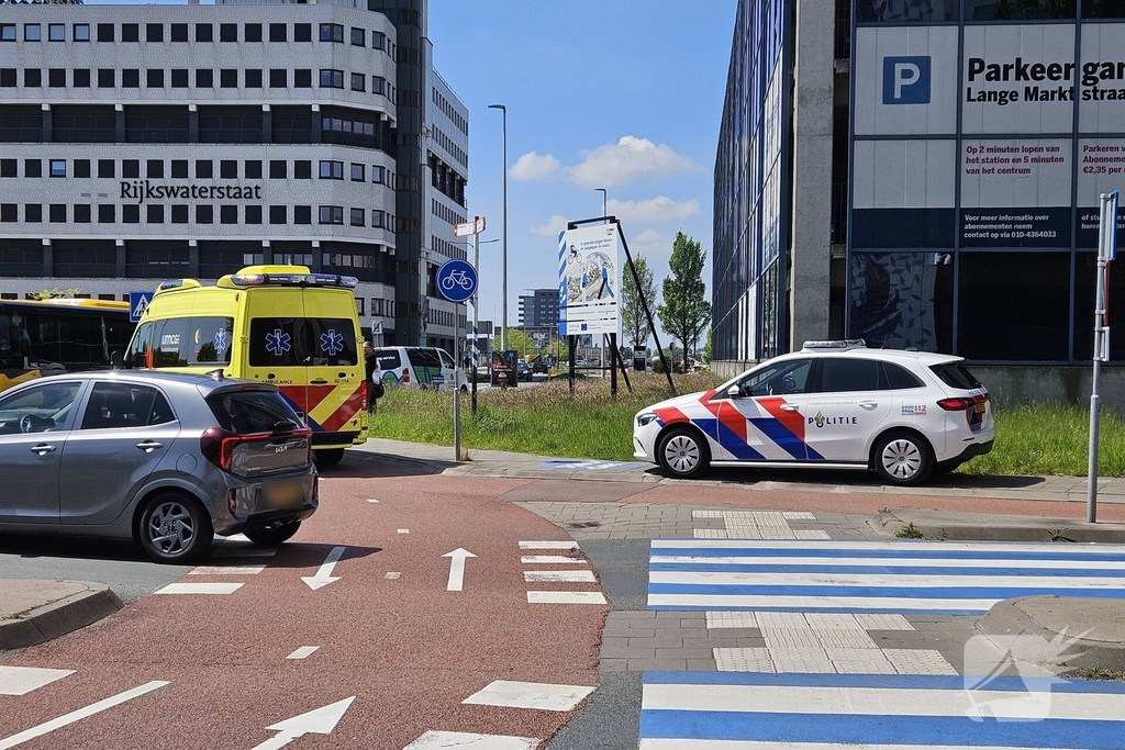 Ongeval tussen busje en fiets