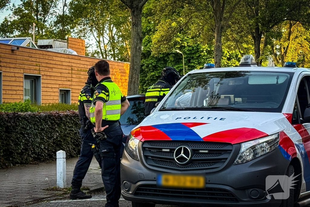 Hondengeleiders en vele agenten ingezet voor persoon met onbegrepen gedrag
