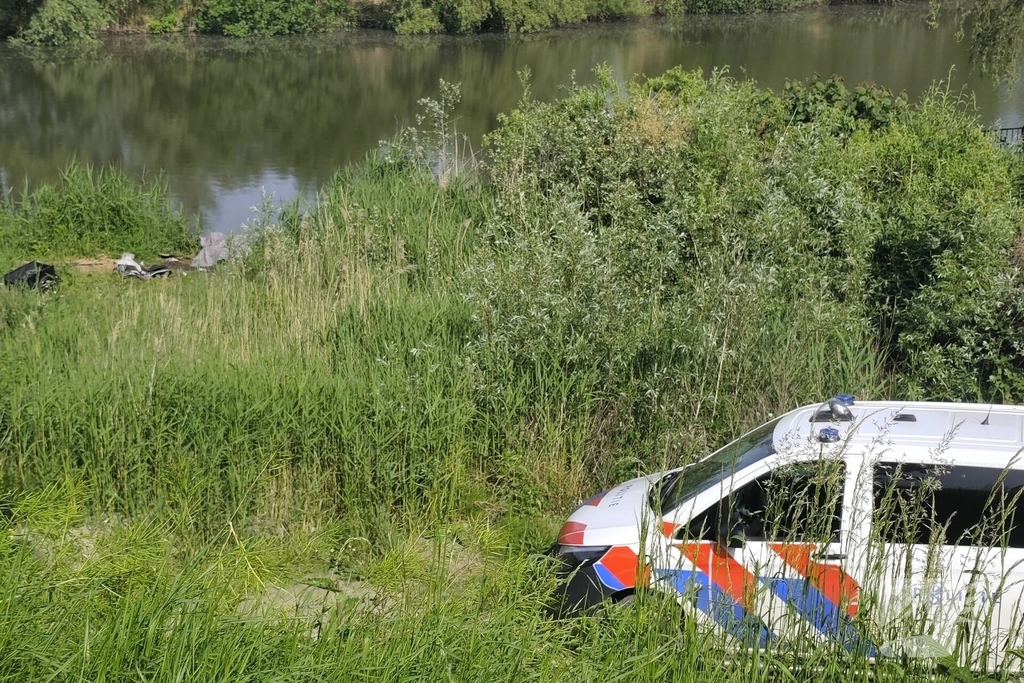 Politie onderzoekt dood van jonge mannelijke visser