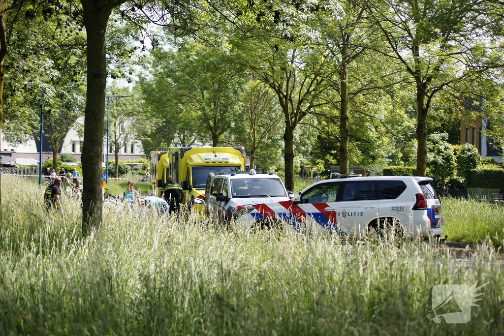 Motorrijder overleden bij botsing tegen lantaarnpaal