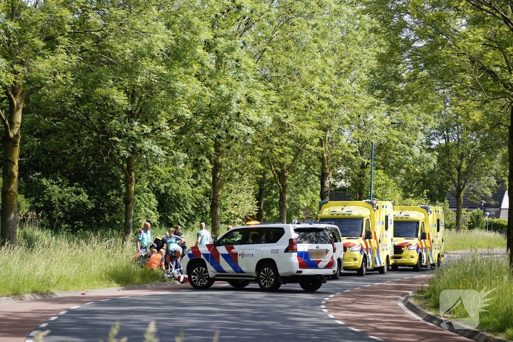 Motorrijder overleden bij botsing tegen lantaarnpaal