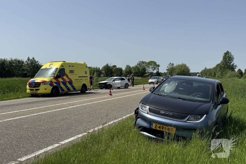 Forse aanrijding veroorzaakt verkeershinder