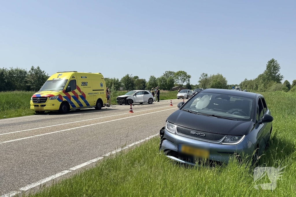 Forse aanrijding veroorzaakt verkeershinder